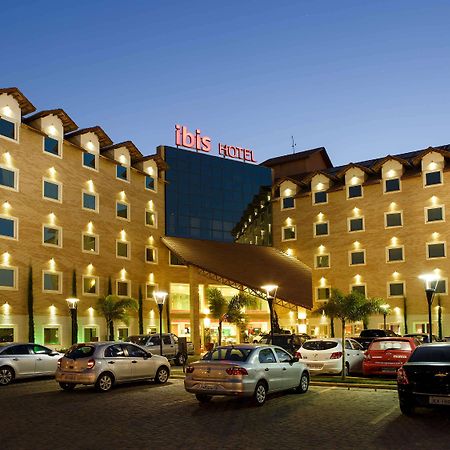 فندق Ibis فيتوريا دا كونكيستا المظهر الخارجي الصورة