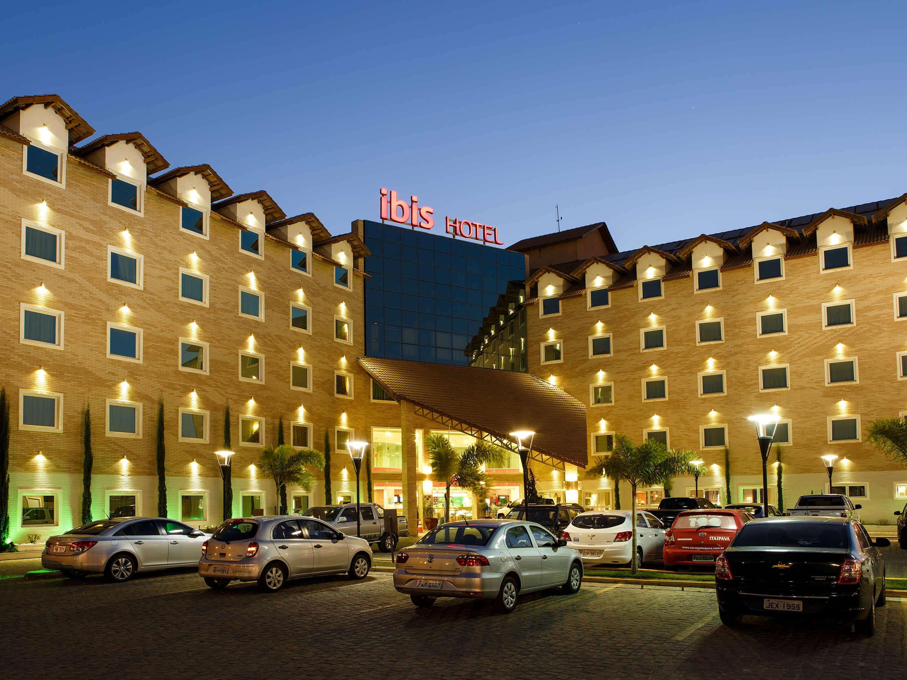 فندق Ibis فيتوريا دا كونكيستا المظهر الخارجي الصورة